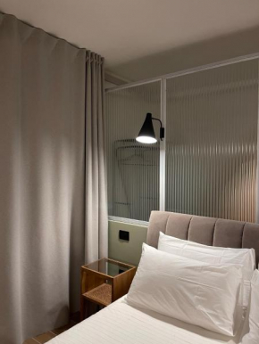 Raha Suites